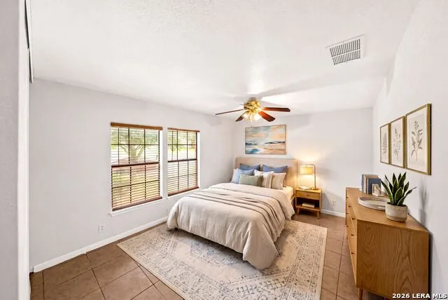 9919 Fortune Ridge Dr Converse, TX 78109