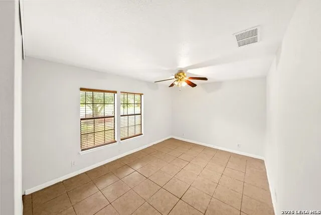 9919 Fortune Ridge Dr Converse, TX 78109