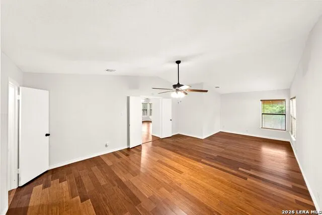 9919 Fortune Ridge Dr Converse, TX 78109