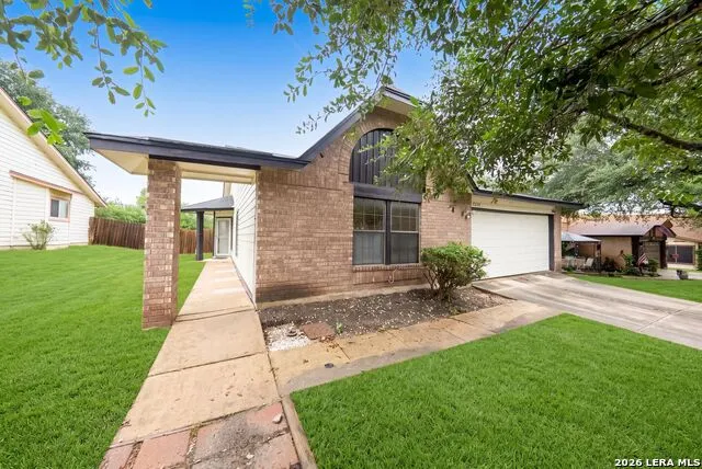 9919 Fortune Ridge Dr Converse, TX 78109