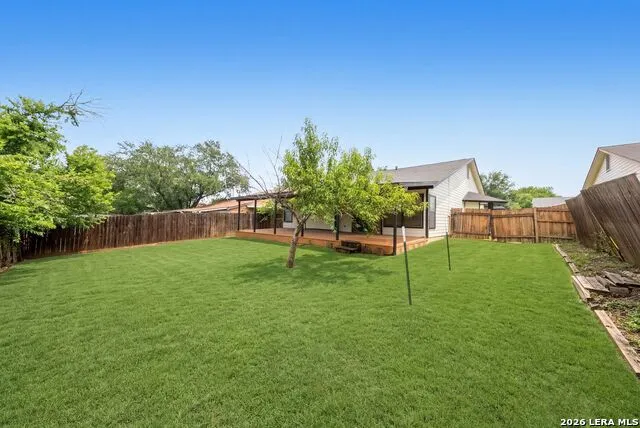9919 Fortune Ridge Dr Converse, TX 78109