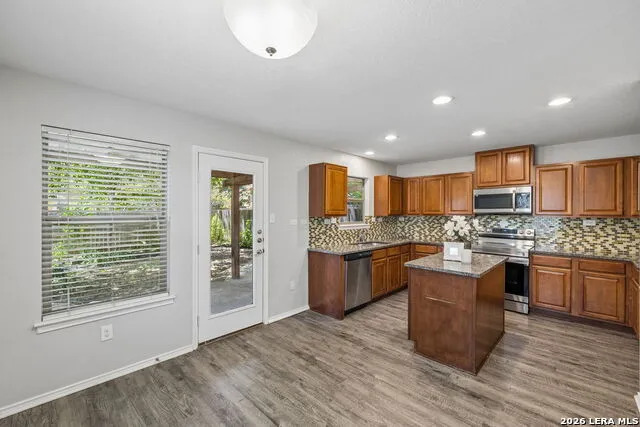 320 SANDY SHL Boerne, TX 78006
