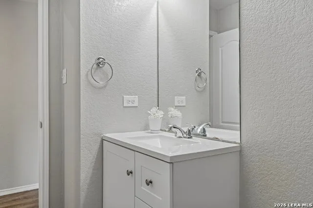 320 SANDY SHL Boerne, TX 78006