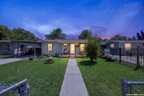 114 Smallwood Dr