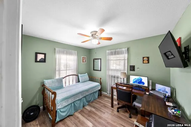 114 Smallwood Dr San Antonio, TX 78210