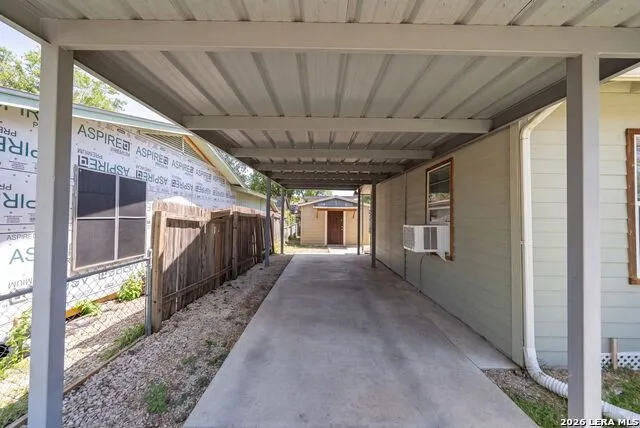 114 Smallwood Dr San Antonio, TX 78210