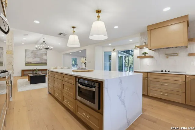 28262 WINDWOOD DR E Boerne, TX 78006
