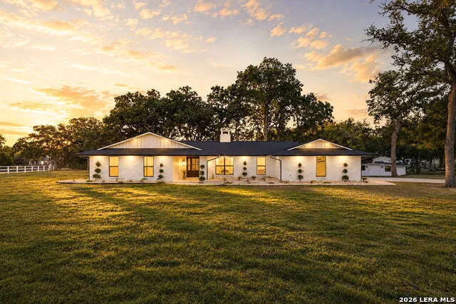 28262 WINDWOOD DR E Boerne, TX 78006
