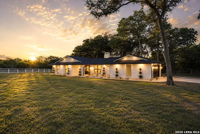 28262 WINDWOOD DR E Boerne, TX 78006