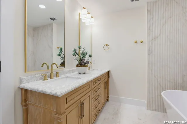 28262 WINDWOOD DR E Boerne, TX 78006