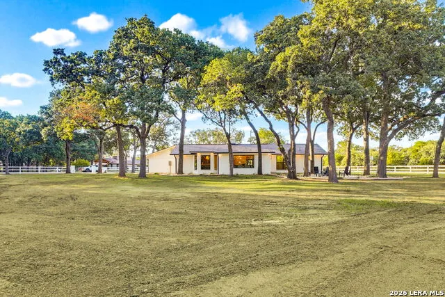 28262 WINDWOOD DR E Boerne, TX 78006