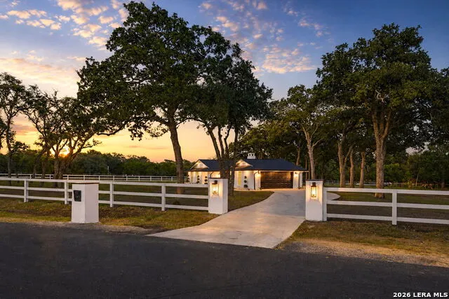 28262 WINDWOOD DR E Boerne, TX 78006