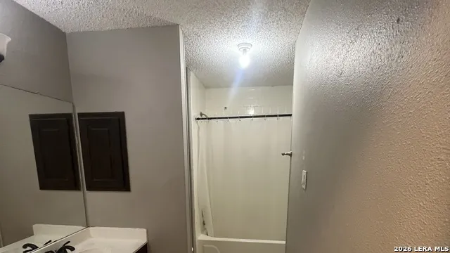 7322 Silent Cloud San Antonio, TX 78250