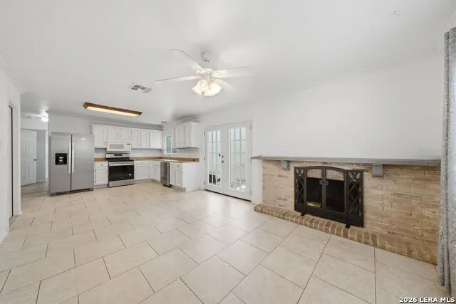 5930 OAK RUN ST San Antonio, TX 78247