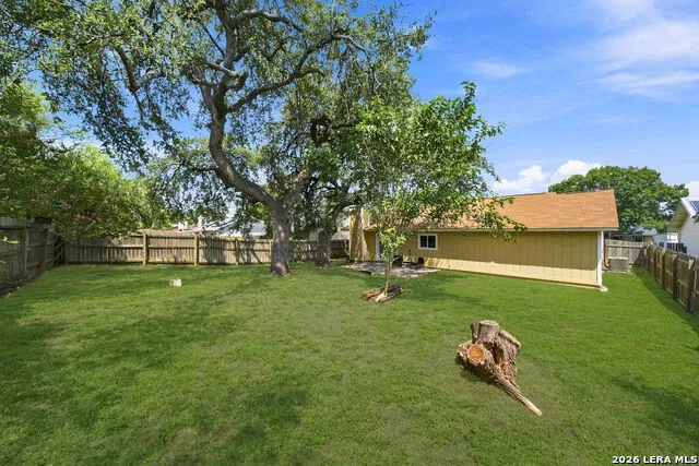5930 OAK RUN ST San Antonio, TX 78247
