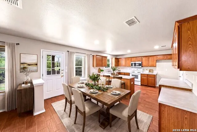 10339 Tiger Paw San Antonio, TX 78251