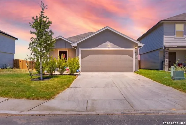 1675 House Finch Drive San Antonio, TX 78253