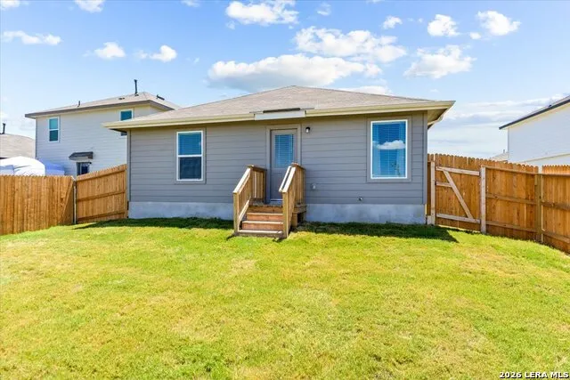 1675 House Finch Drive San Antonio, TX 78253
