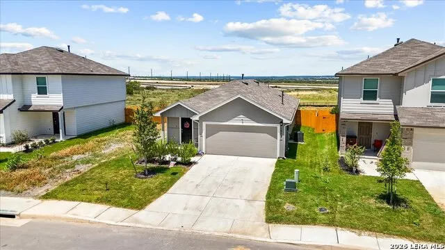 1675 House Finch Drive San Antonio, TX 78253