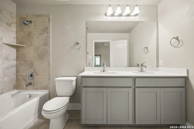 100 Clarendon Boerne, TX 78015