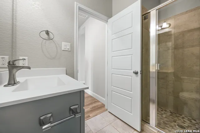 100 Clarendon Boerne, TX 78015