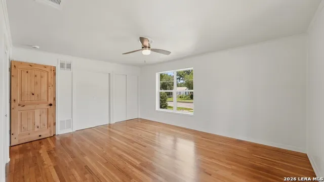 596 WILLOW AVE New Braunfels, TX 78130