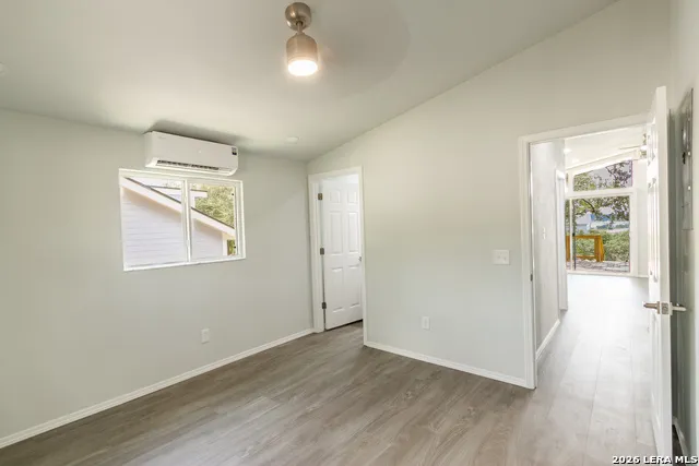 1560 Skyline Hls Canyon Lake, TX 78133