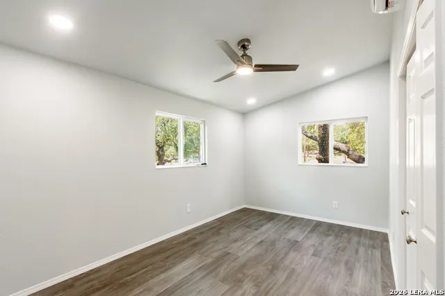 1560 Skyline Hls Canyon Lake, TX 78133