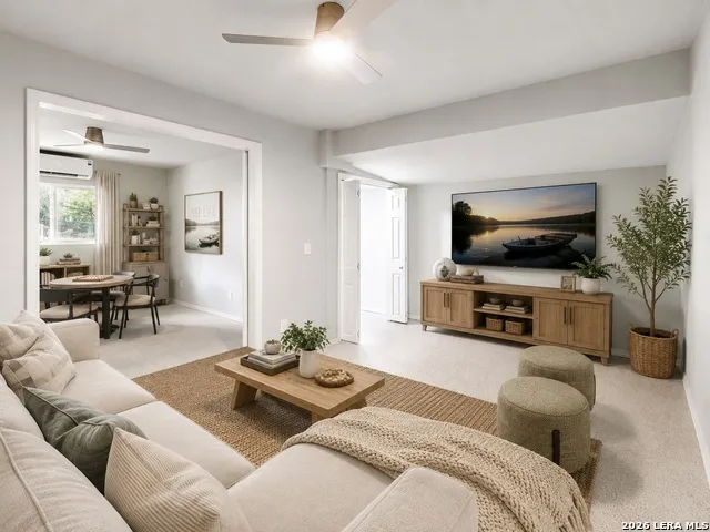 1560 Skyline Hls Canyon Lake, TX 78133