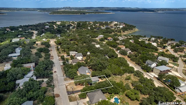 1560 Skyline Hls Canyon Lake, TX 78133