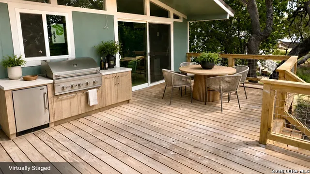 1560 Skyline Hls Canyon Lake, TX 78133