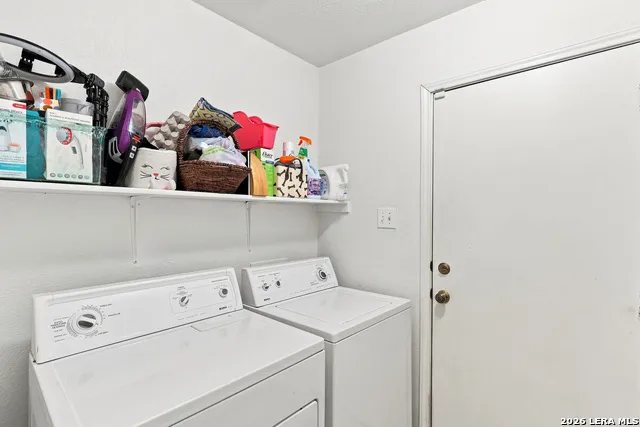 8010 WINTERSTONE DR San Antonio, TX 78254