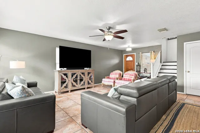 8010 WINTERSTONE DR San Antonio, TX 78254
