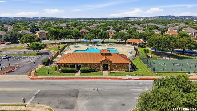 8010 WINTERSTONE DR San Antonio, TX 78254