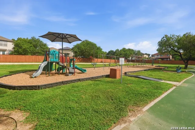 8010 WINTERSTONE DR San Antonio, TX 78254