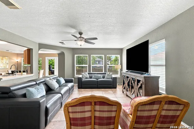 8010 WINTERSTONE DR San Antonio, TX 78254