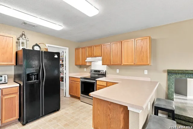 8010 WINTERSTONE DR San Antonio, TX 78254