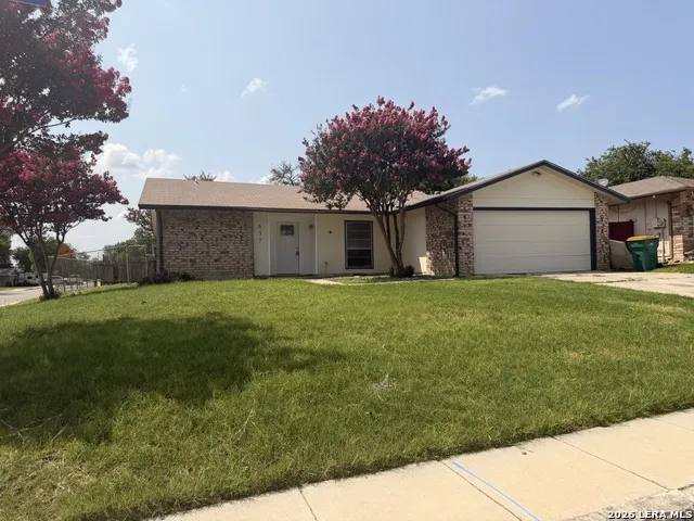 637 JAMIE SUE DR Converse, TX 78109