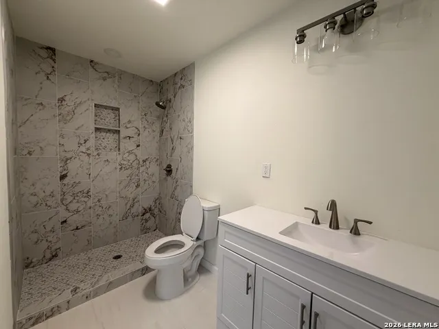 637 JAMIE SUE DR Converse, TX 78109