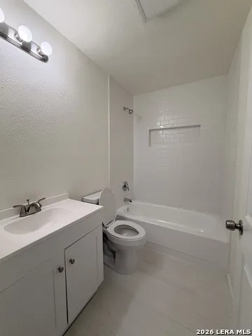 637 JAMIE SUE DR Converse, TX 78109