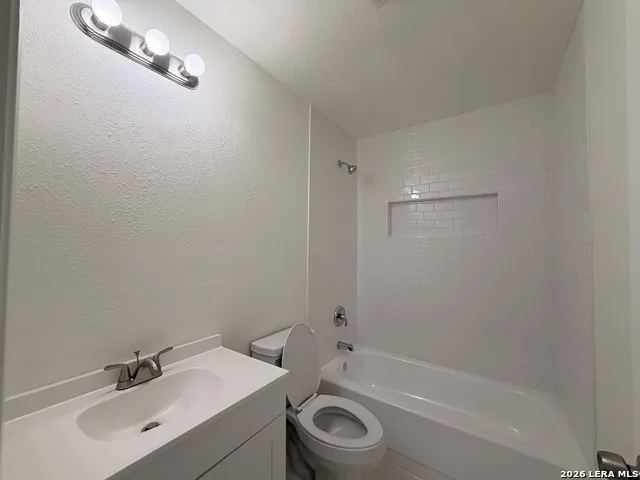 637 JAMIE SUE DR Converse, TX 78109