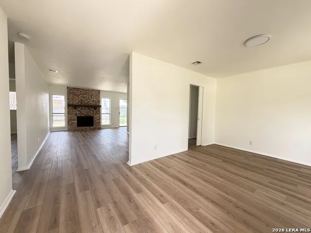 637 JAMIE SUE DR Converse, TX 78109