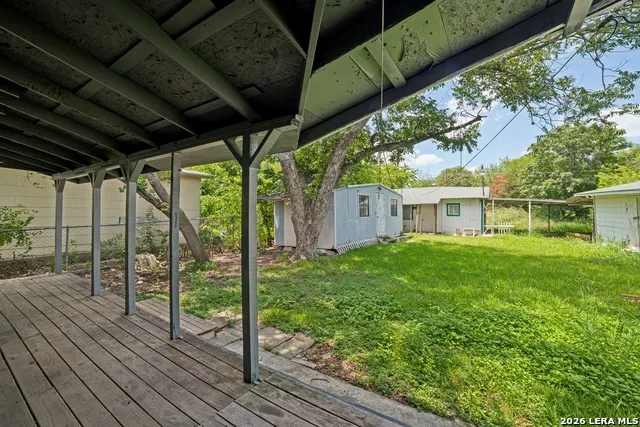 711 John Adams San Antonio, TX 78228