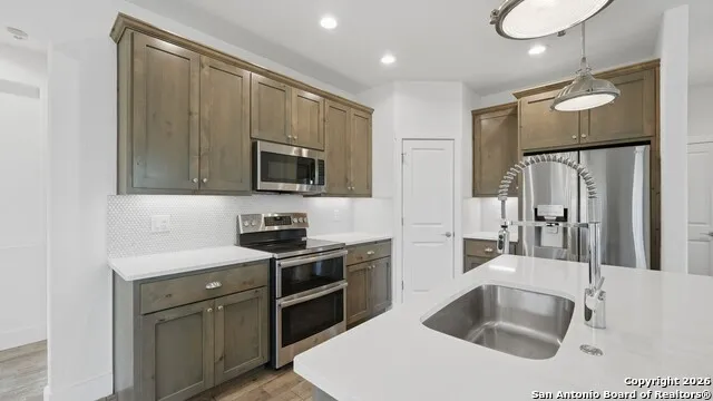 1039 Primrose Path Canyon Lake, TX 78133