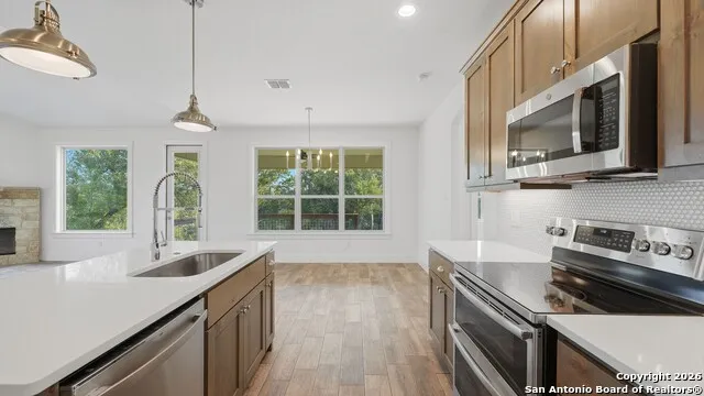 1039 Primrose Path Canyon Lake, TX 78133