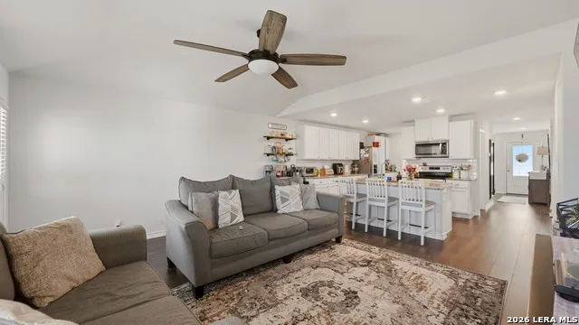 312 BLACK RIV Cibolo, TX 78108