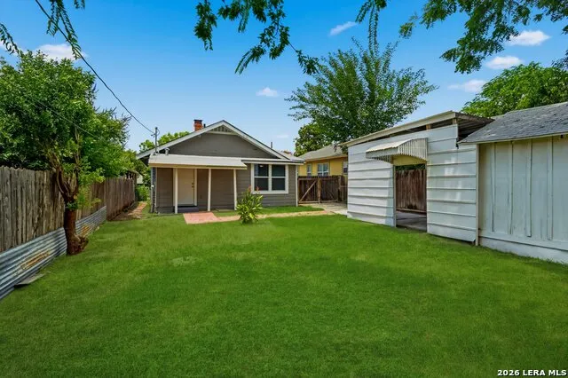 1030 Fulton Ave San Antonio, TX 78201