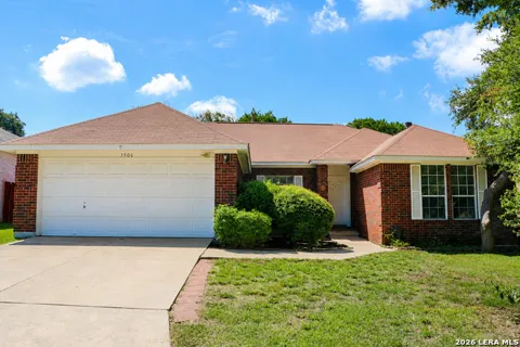 3906 Knollcross