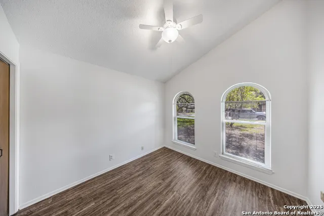 9218 woodheather San Antonio, TX 78254