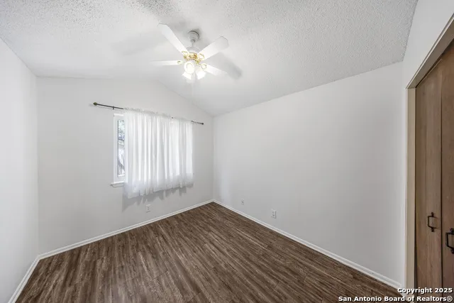9218 woodheather San Antonio, TX 78254